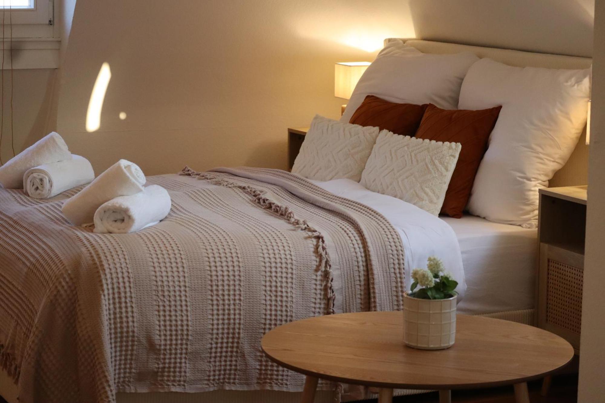 Gemuetliches Boho Studio Apartment In Der Altstadt Kronbergs Kronberg im Taunus Zewnętrze zdjęcie